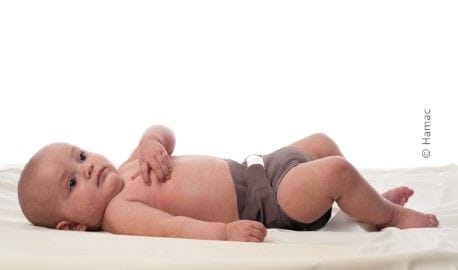 Bébé et couche lavable taille S hamac